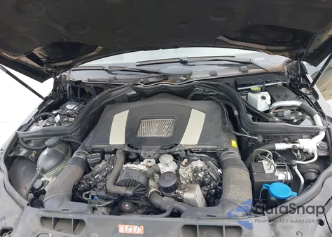 2010 Mercedes-Benz C 300 Luxury 4Matic/Sport 4Matic z USA, uszkodzony, nr VIN WDDGF8BB1AF465157